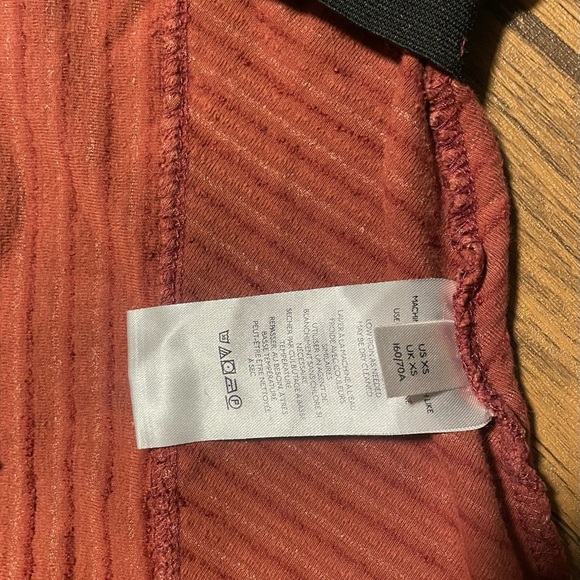 Free People Slim Pull-on Velvet Flares - Size XS - Picture 6 of 8